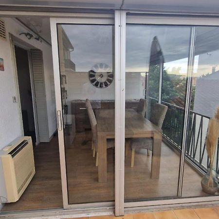Appartement En Bord De Plage - A 50 M De La Mer Canet-en-Roussillon Exterior photo